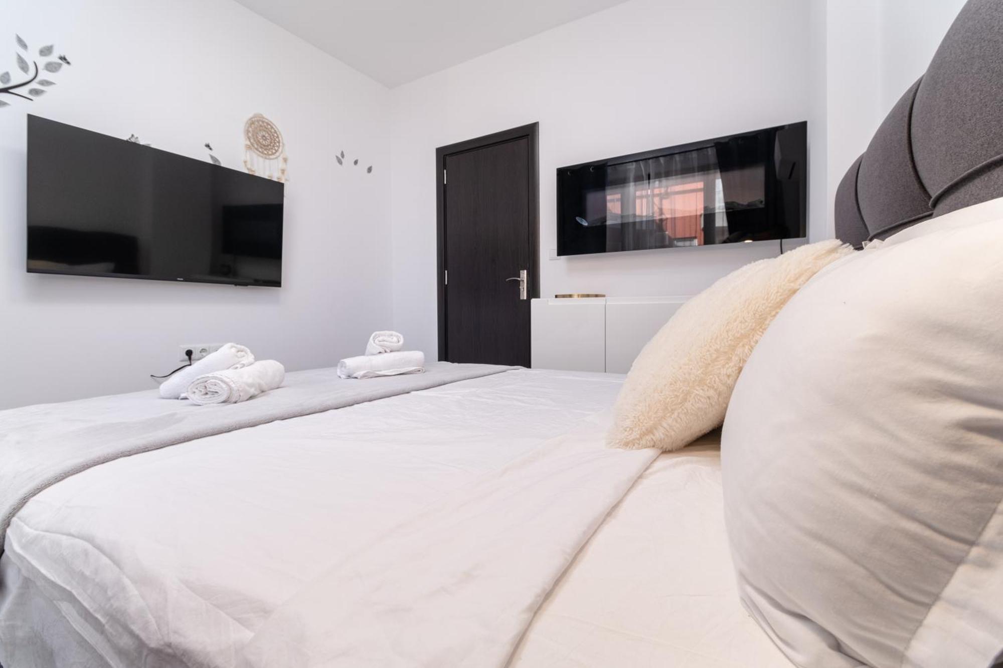 1-Bedroom Apartment With Free Private Parking Plovdiv Ngoại thất bức ảnh